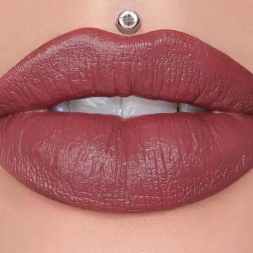 Jeffree Star Velvet Trap Androgyny Lipstick NIB